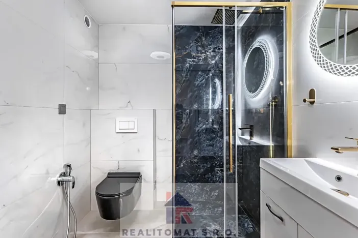 Prodej rodinného domu, Praha - Komořany, Pod lesem, 175 m2