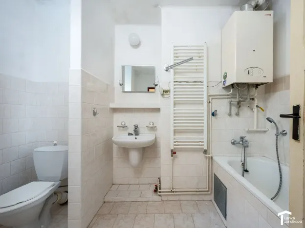 Prodej bytu 2+1, Pardubice - Bílé Předměstí, Dašická, 51 m2