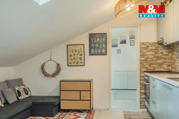 Prodej bytu 2+kk, Praha, Mladých Běchovic, 49 m2