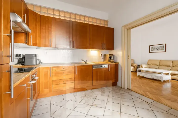 Pronájem bytu 3+1, Praha - Nové Město, Trojická, 95 m2