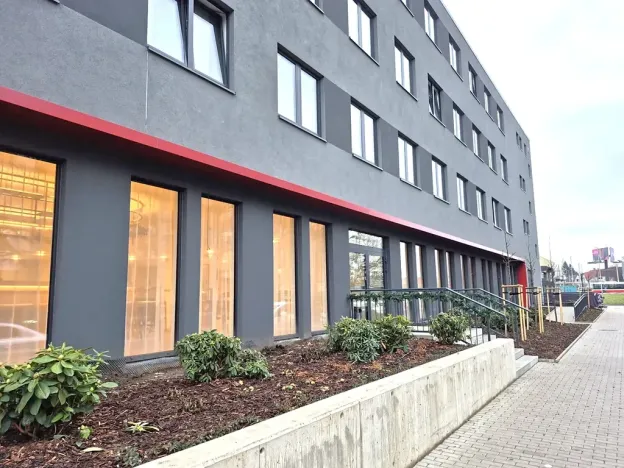 Pronájem kanceláře, Praha - Letňany, Beranových, 150 m2