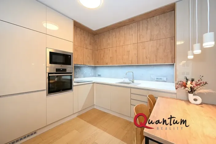 Prodej bytu 2+kk, Praha - Modřany, Vrátnická, 55 m2