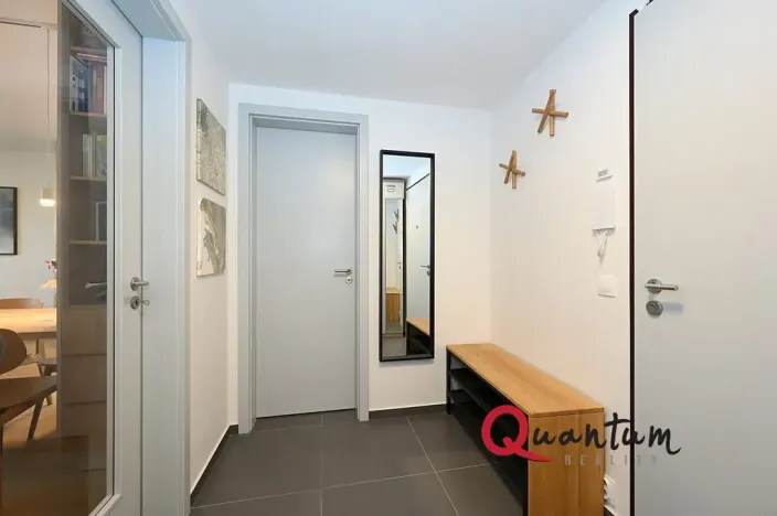 Prodej bytu 2+kk, Praha - Modřany, Vrátnická, 55 m2