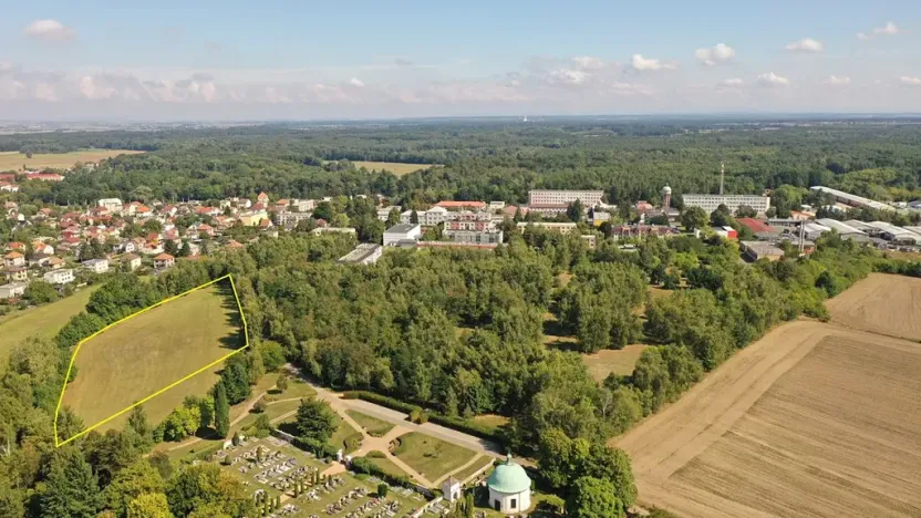 Prodej pozemku, Lázně Bohdaneč, Pod Břízami, 8173 m2
