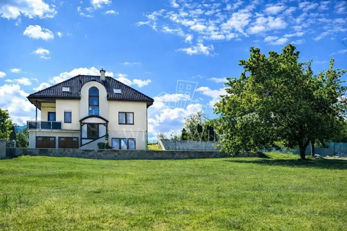 Prodej rodinného domu, Zdiby, 260 m2