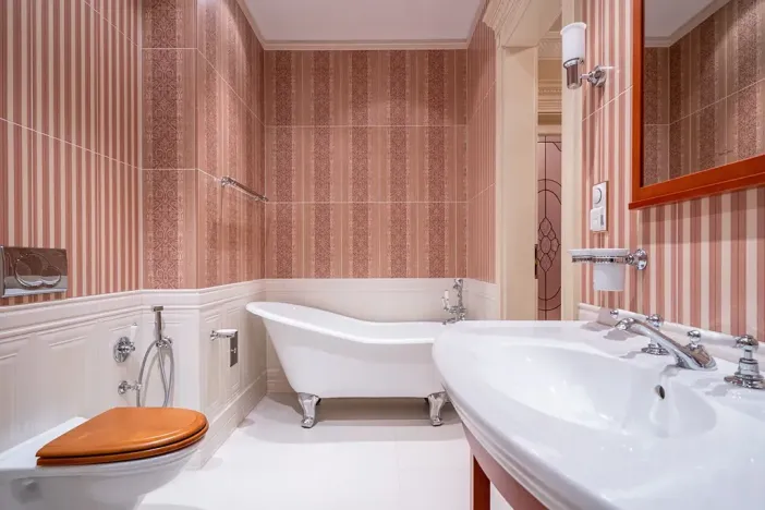 Prodej bytu 3+1, Karlovy Vary, Divadelní náměstí, 113 m2