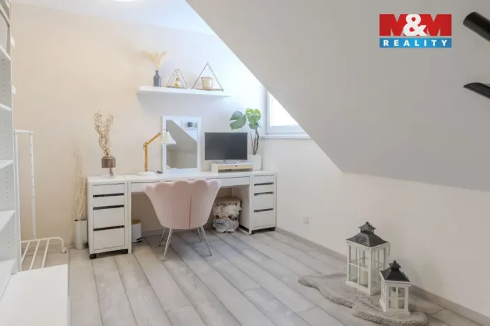 Prodej bytu 3+1, Zlín - Kudlov, Žlutá, 83 m2