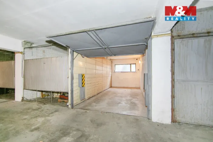 Pronájem garáže, Plzeň - Doubravka, 15 m2