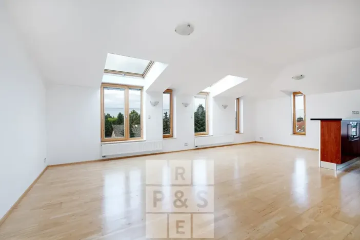 Prodej bytu 4+kk, Průhonice, Uhříněveská, 134 m2