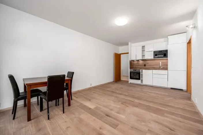 Pronájem bytu 2+kk, Praha - Vinohrady, Chrudimská, 71 m2