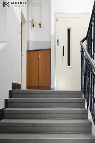 Pronájem bytu 2+kk, Praha - Vršovice, 56 m2