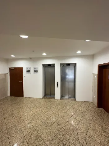 Pronájem kanceláře, Praha - Nové Město, Truhlářská, 20 m2