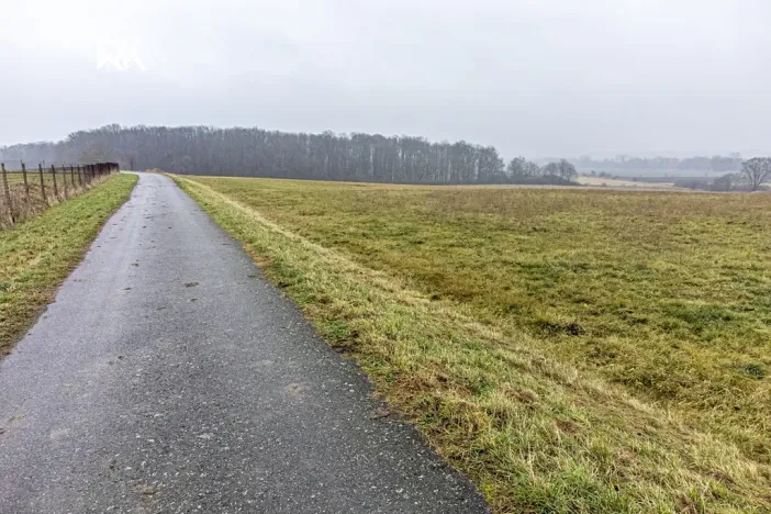 Prodej pozemku pro bydlení, Uhersko, 944 m2