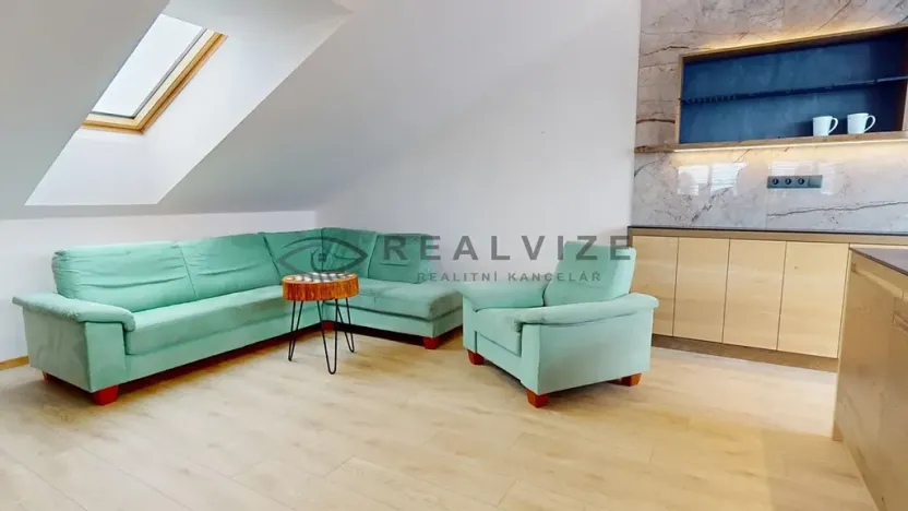 Pronájem bytu 1+kk, Ledenice, Okružní, 80 m2