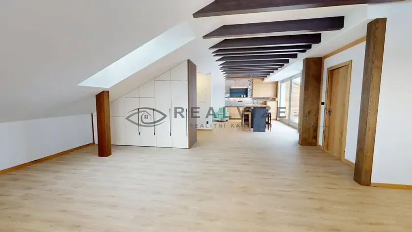 Pronájem bytu 1+kk, Ledenice, Okružní, 80 m2