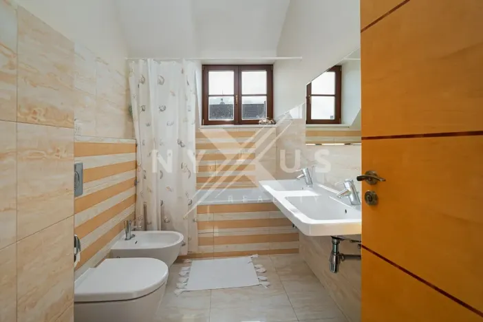 Prodej rodinného domu, Dobřejovice, 250 m2