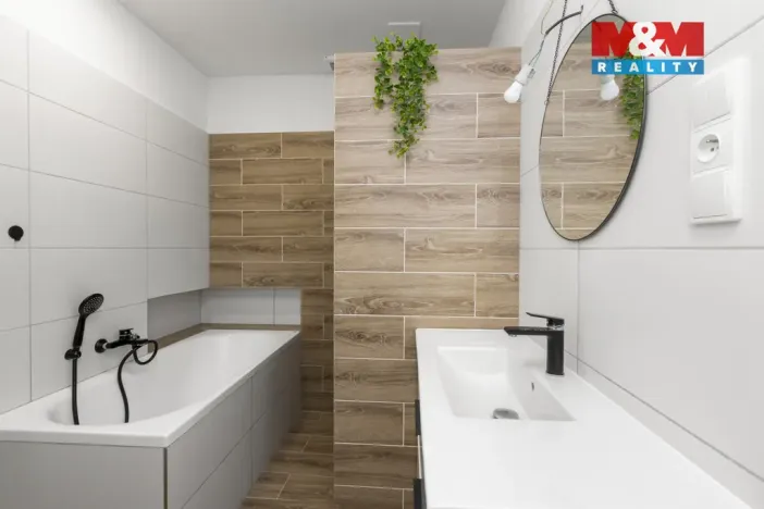 Prodej rodinného domu, Kočí, 189 m2