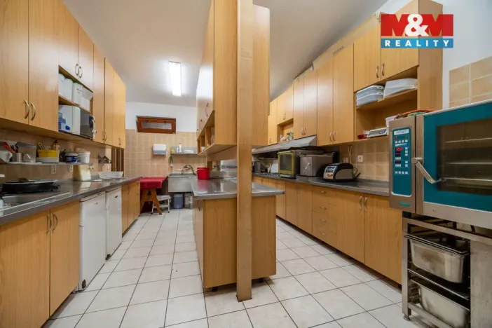 Prodej restaurace, Liberk - Rampuše, 1500 m2