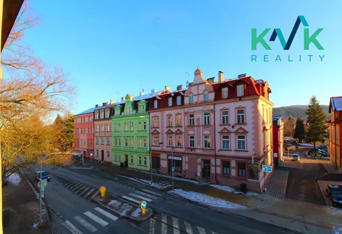 Pronájem bytu 2+kk, Karlovy Vary, Chebská, 42 m2