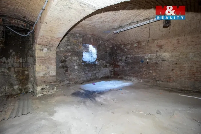 Pronájem, Praha - Žižkov, Havlíčkovo náměstí, 146 m2