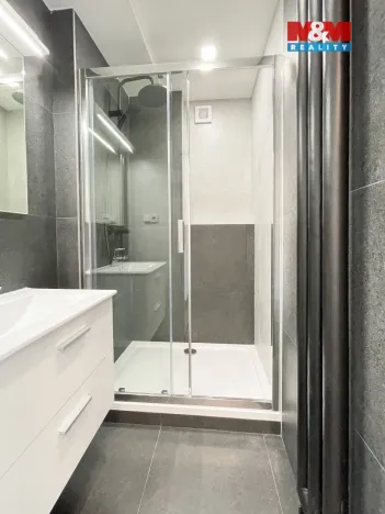 Pronájem bytu 1+1, Ostrava - Poruba, Čs. exilu, 38 m2