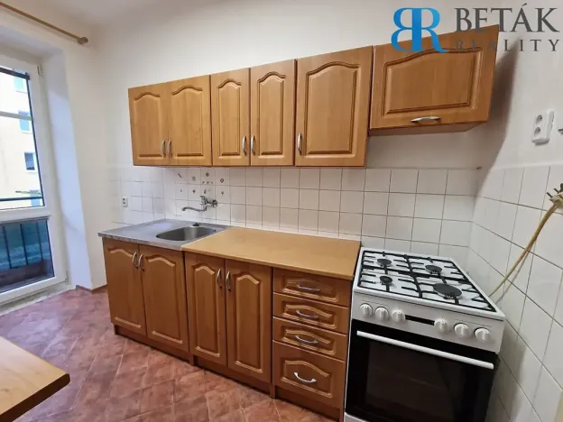 Prodej bytu 1+1, Přerov, Šrobárova, 57 m2