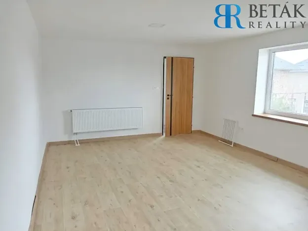 Prodej činžovního domu, Radslavice, Na Návsi, 670 m2