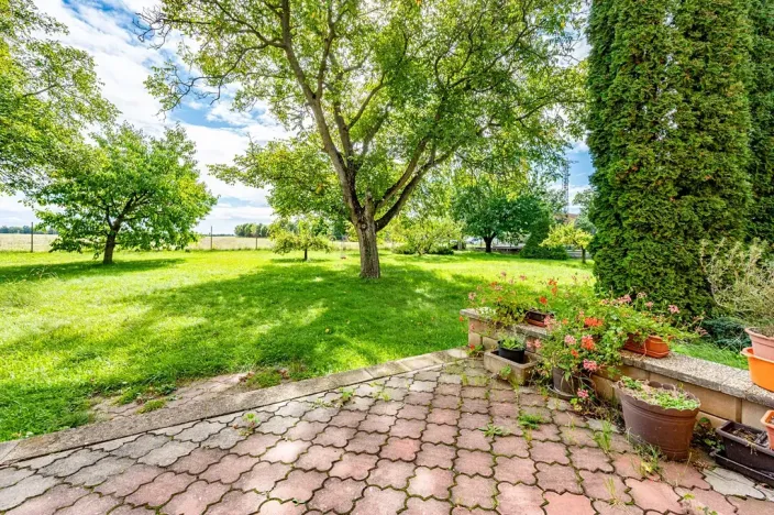 Prodej vícegeneračního domu, Jenštejn, 200 m2