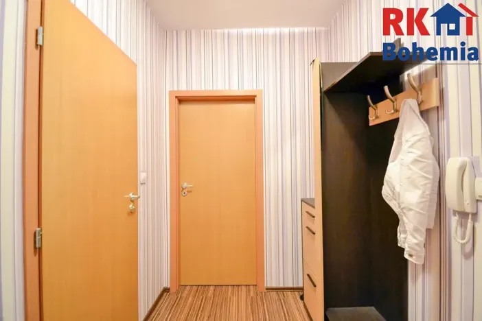 Pronájem bytu 2+kk, Šestajovice, Komenského, 46 m2