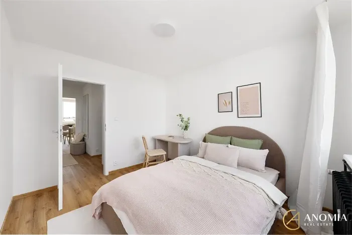 Prodej bytu 4+kk, Praha - Kobylisy, Třebenická, 73 m2