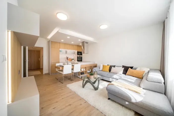 Prodej bytu 3+kk, Holubice, 81 m2