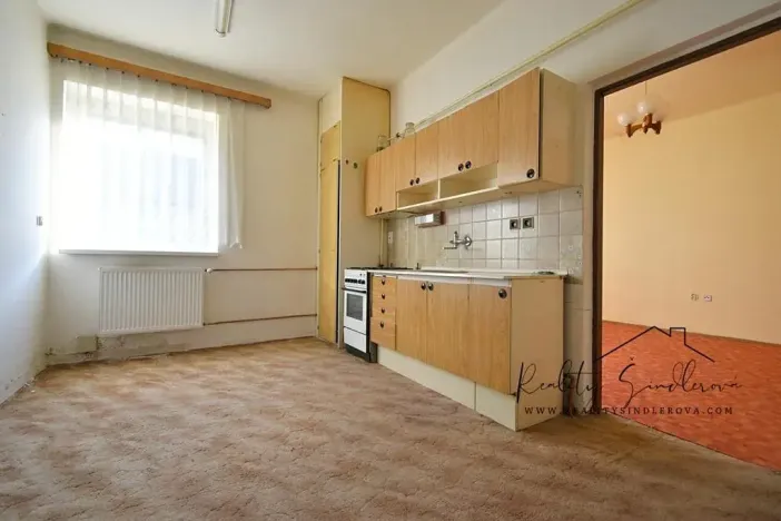 Prodej bytu 3+1, Chropyně, Hrad, 89 m2