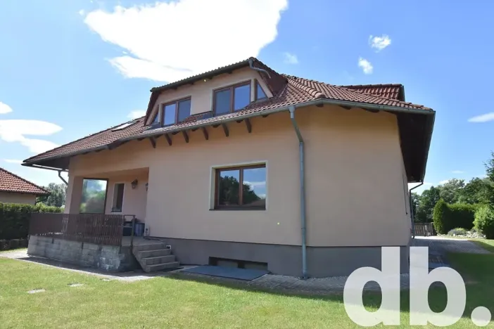 Prodej rodinného domu, Sadov, 366 m2