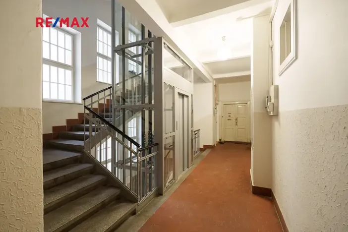 Prodej bytu 3+kk, Praha - Holešovice, Schnirchova, 87 m2