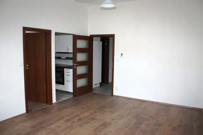 Pronájem bytu 2+1, Praha - Holešovice, Dělnická, 43 m2