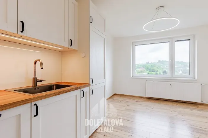 Pronájem bytu 2+kk, Nové Město na Moravě, Budovatelů, 41 m2