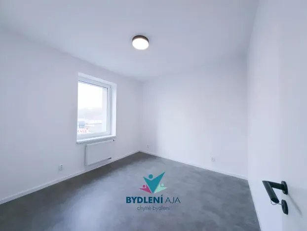Pronájem bytu 2+kk, Teplice, Novosedlická, 44 m2