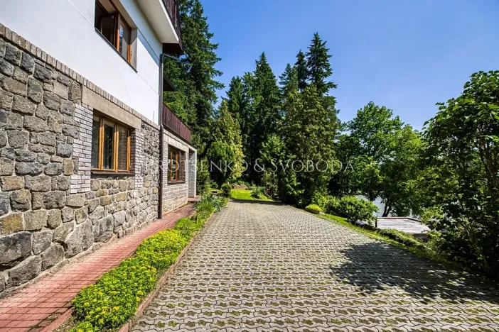 Prodej rodinného domu, Mnichovice, Nad rybníkem, 312 m2