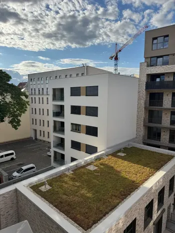 Pronájem bytu 1+kk, Brno, Bratislavská, 38 m2