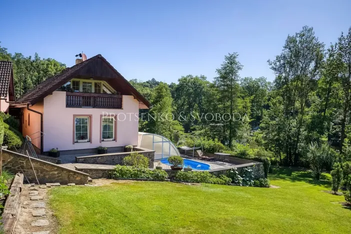 Prodej chalupy, Ledečko, 257 m2