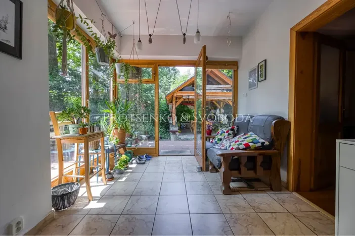 Prodej ubytování, Mnichovice, Nad rybníkem, 312 m2