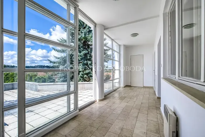 Prodej vily, Křižanov, Benešovo náměstí, 530 m2