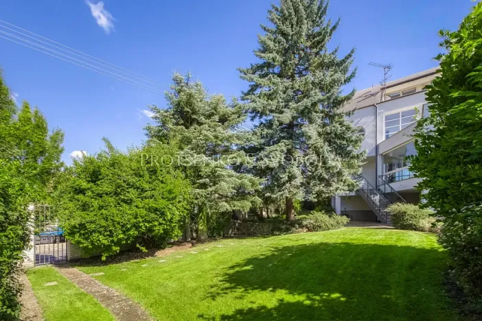 Prodej vícegeneračního domu, Křižanov, Benešovo náměstí, 530 m2