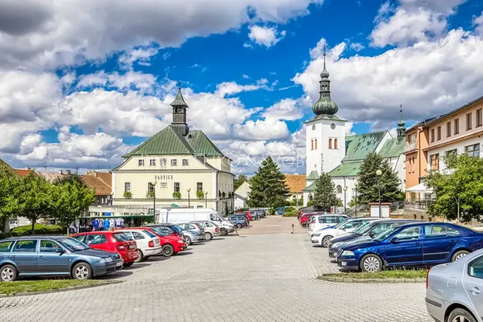 Prodej ordinace, Křižanov, Benešovo náměstí, 530 m2