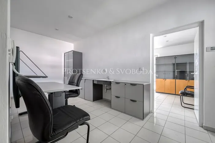 Prodej ubytování, Křižanov, Benešovo náměstí, 530 m2