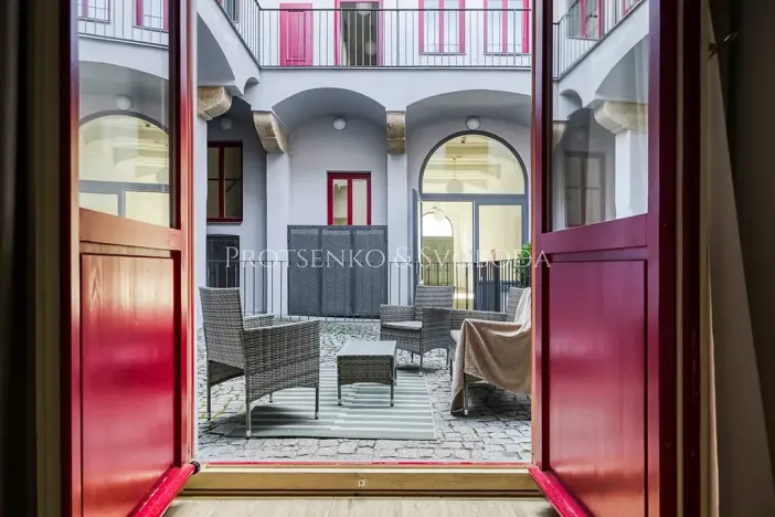 Prodej bytu 2+kk, Praha - Karlín, Prvního pluku, 73 m2