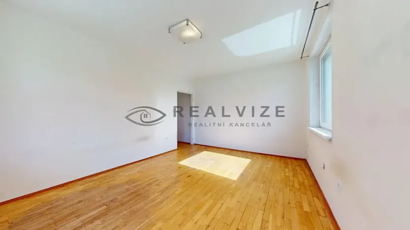 Prodej rodinného domu, Roudné, 265 m2