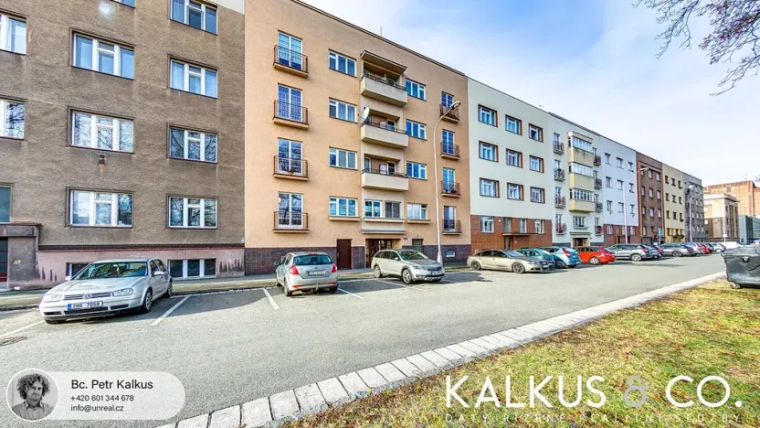 Pronájem bytu 3+kk, Hradec Králové, Smetanovo nábřeží, 75 m2