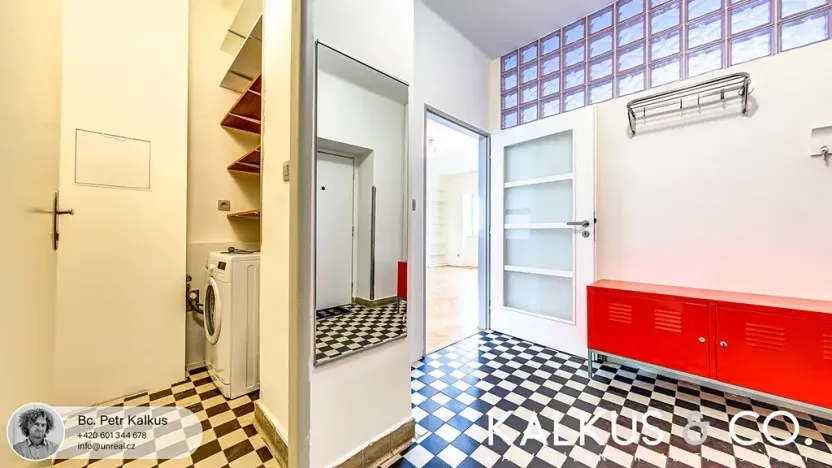 Pronájem bytu 3+kk, Hradec Králové, Smetanovo nábřeží, 75 m2