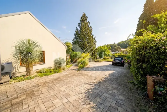 Prodej rodinného domu, Praha - Kyje, Hodějovská, 308 m2